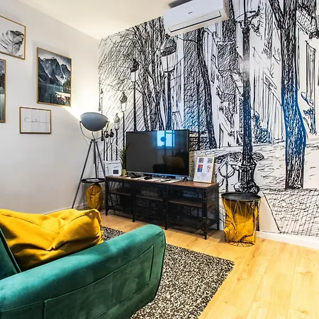 Apartment Szechenyi - Free Private Parking