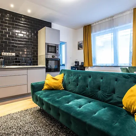 Szechenyi - Free Private Parking * Pécs