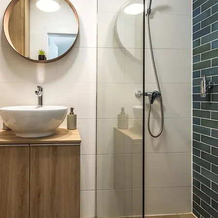 Szechenyi - Free Private Parking Apartment Pécs