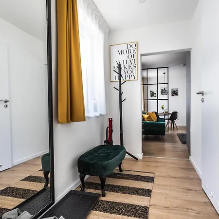Apartment Szechenyi - Free Private Parking Pecs